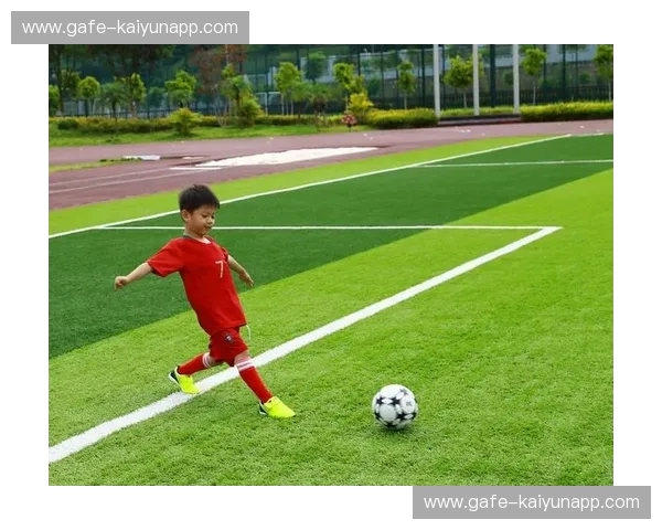 绿茵场上的“黑土地”与“红星”：沙特与朝鲜的足球对话